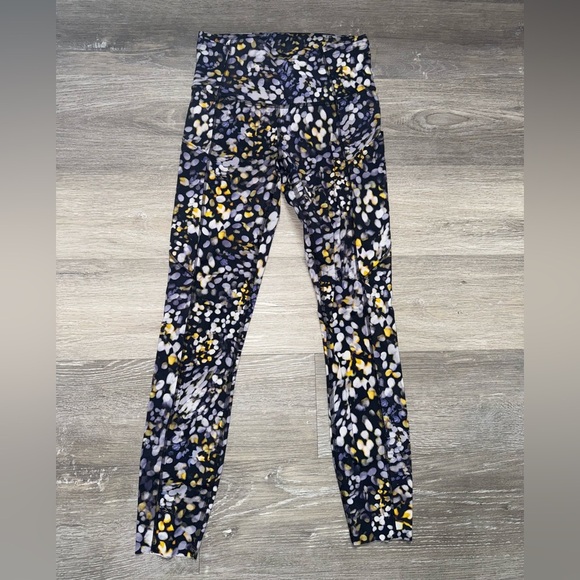 Lululemon Fast and Free Tight II 25" *Non-Reflective size 4 - Picture 8 of 16